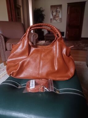 CONVERTIBLE FAUX LEATHER SHOULDER BAG- COGNAC-(EXCELLENT CONDITION)